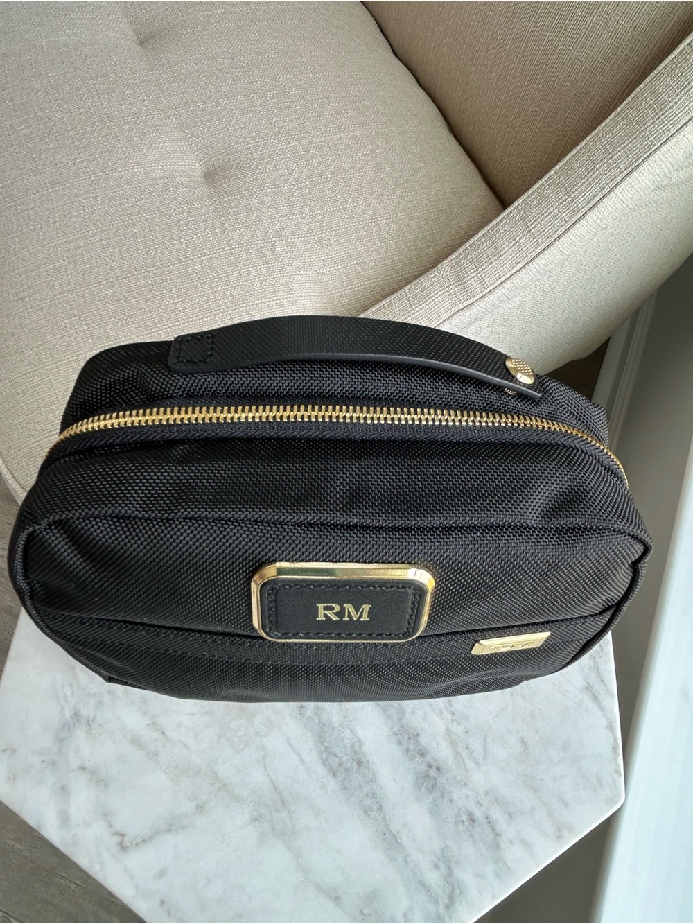 TUMI Alpha 3 Black and gold ballistic nylon split Kit toiletry bag - Picture 2 of 7